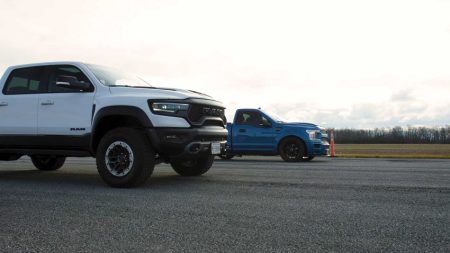 درگ ریس رم TRX با فورد F-150 شلبی سوپر Snake