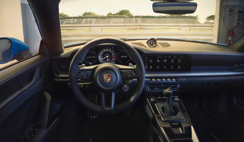 کابین پورشه 911 GT3 2022
