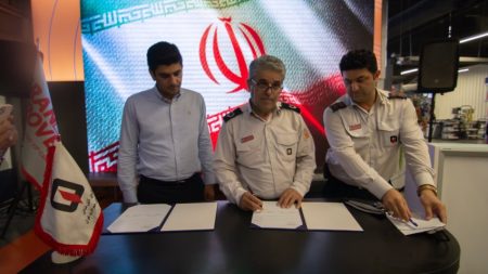 خرید اعتباری اقساطی کارمندان آتش نشانی منطقه 3 و 6 از هایپرکار ایران روور