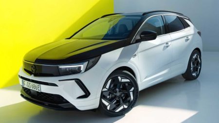 اوپل گرندلند GSe پلاگین هیبرید Opel Grandland 2023 (1)