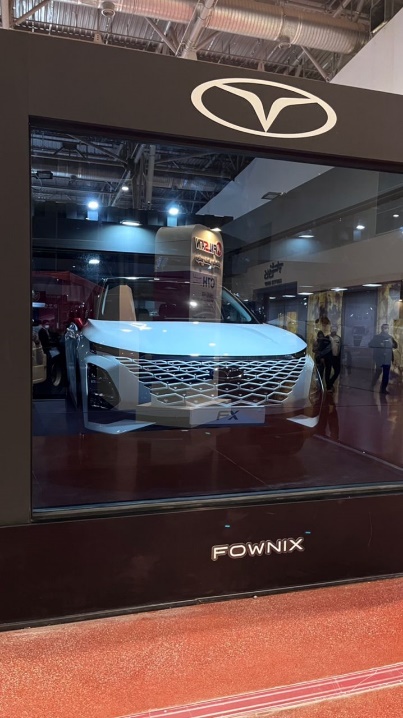 فونیکس FX مدیران خودرو نمایشگاه اصفهان 1401 (1)