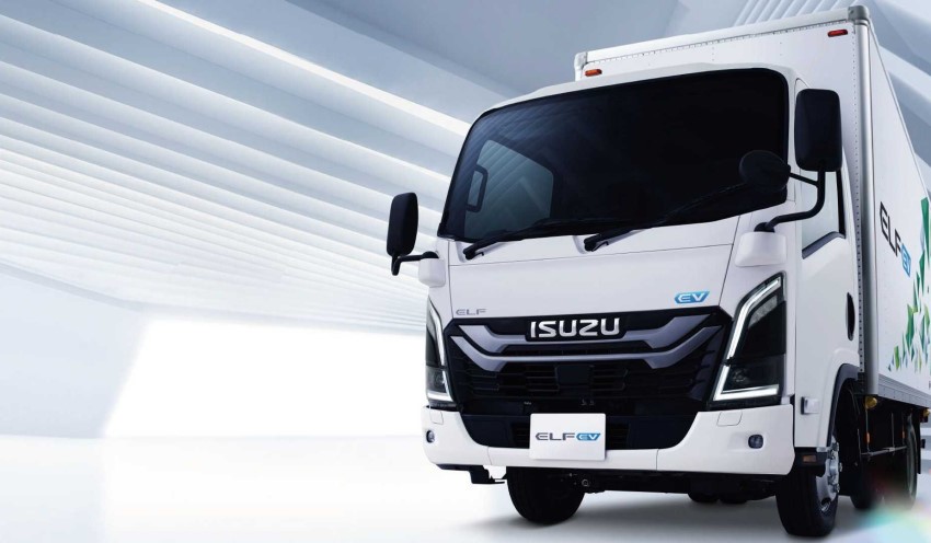 کامیونت ایسوزو سری N 2023 isuzu light weight truck (2)