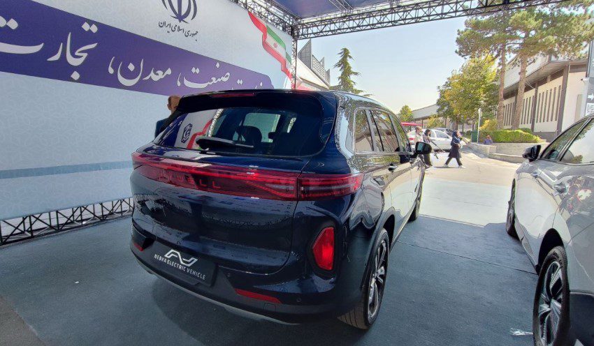 خودروی برقی اسکای ول ET5 نبکا و کرمان خودرو
