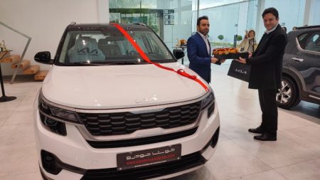 تحویل نخستین کیا سلتوس 2023 کوشا خودرو به مشتری